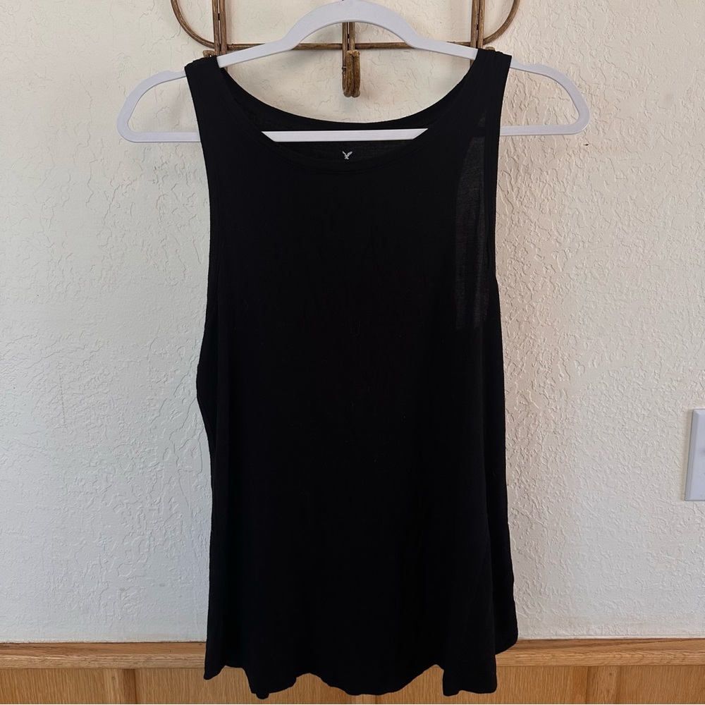 Black Sleeveless American Eagle Top